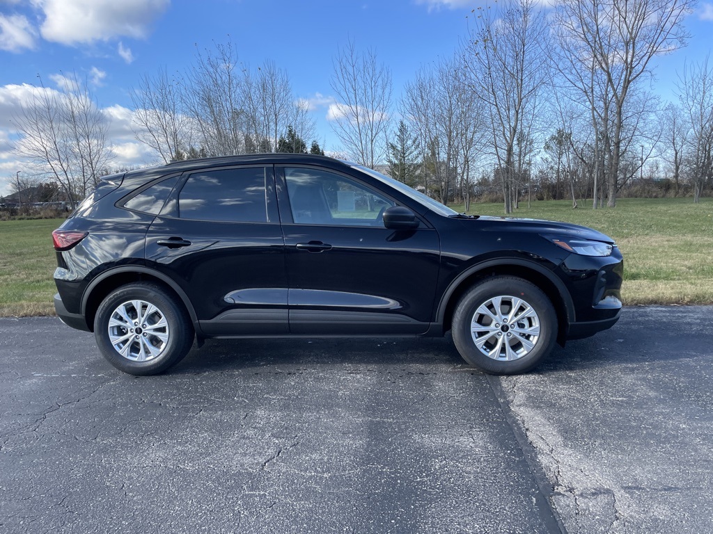 2025 Ford Escape Active photo 4
