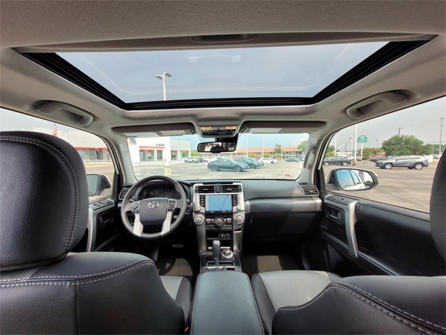 2022 Toyota 4Runner SR5 Premium photo 29