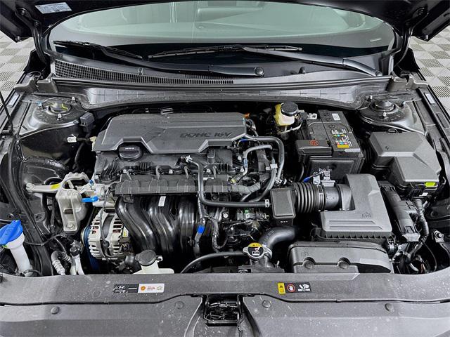 2025 Hyundai Elantra SEL Sport photo 33