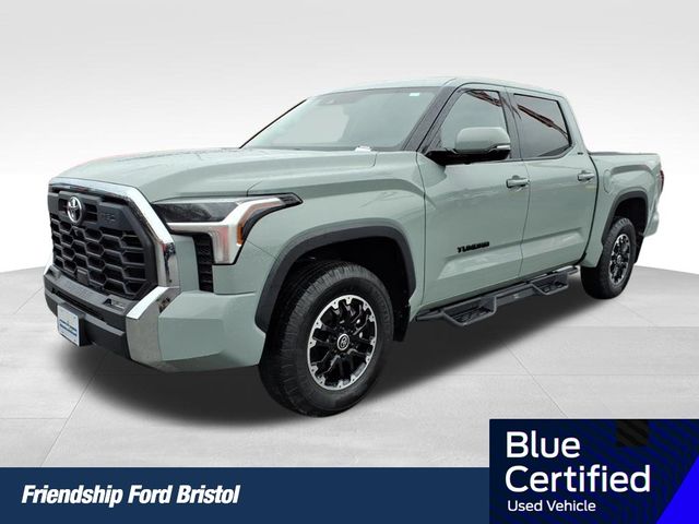 2022 Toyota Tundra SR5's photo