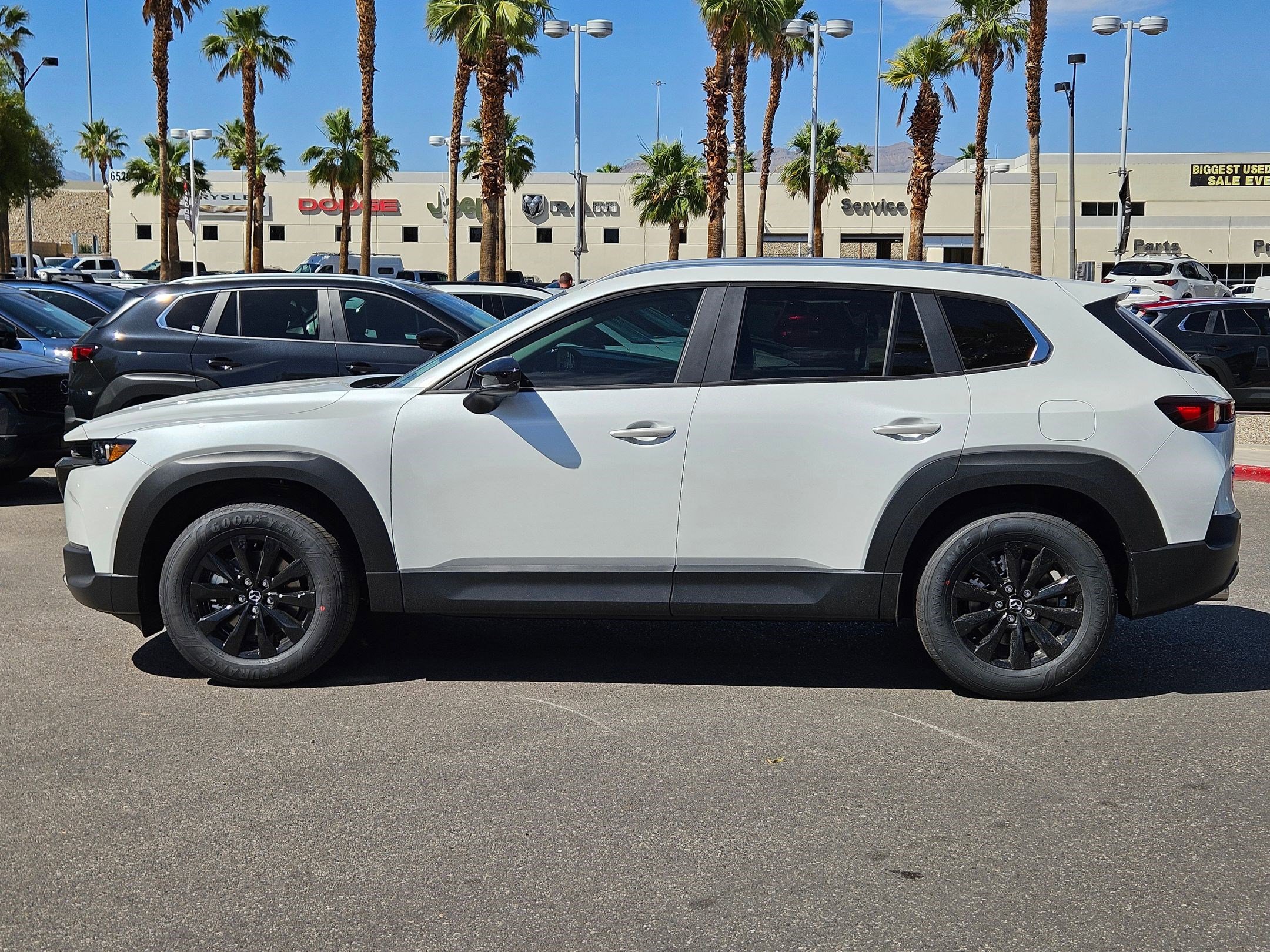 2025 Mazda CX-50 2.5 S Premium photo 2