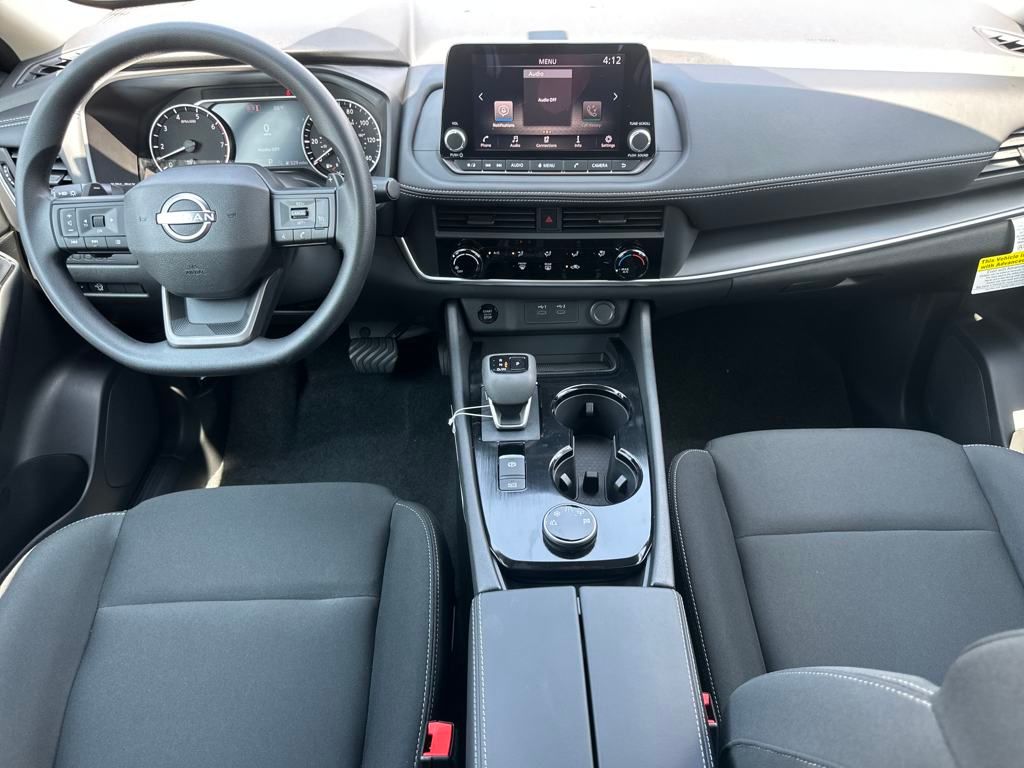 2026 Nissan Rogue S photo 15