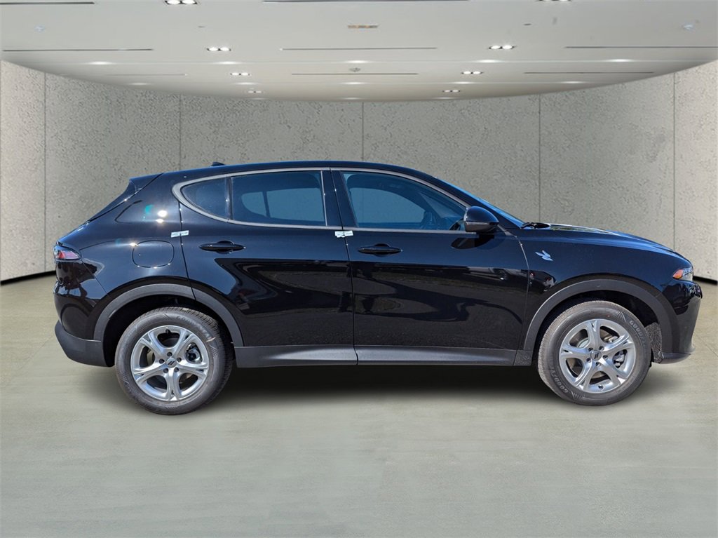 2025 Dodge Hornet GT photo 3