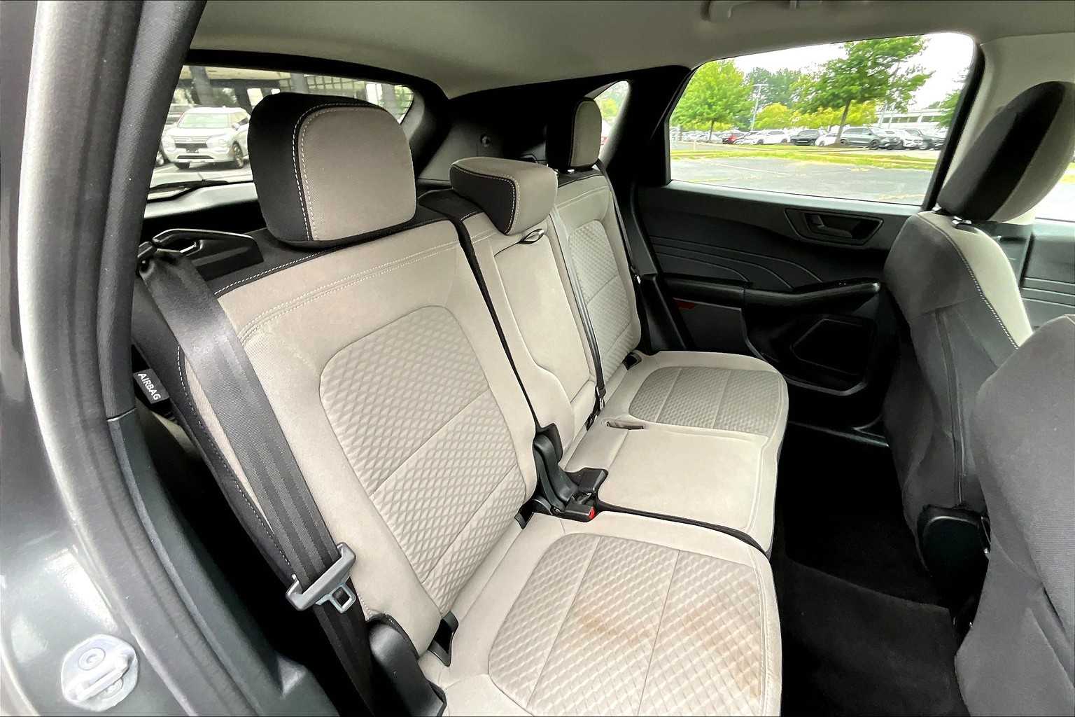 2022 Ford Escape SE photo 18