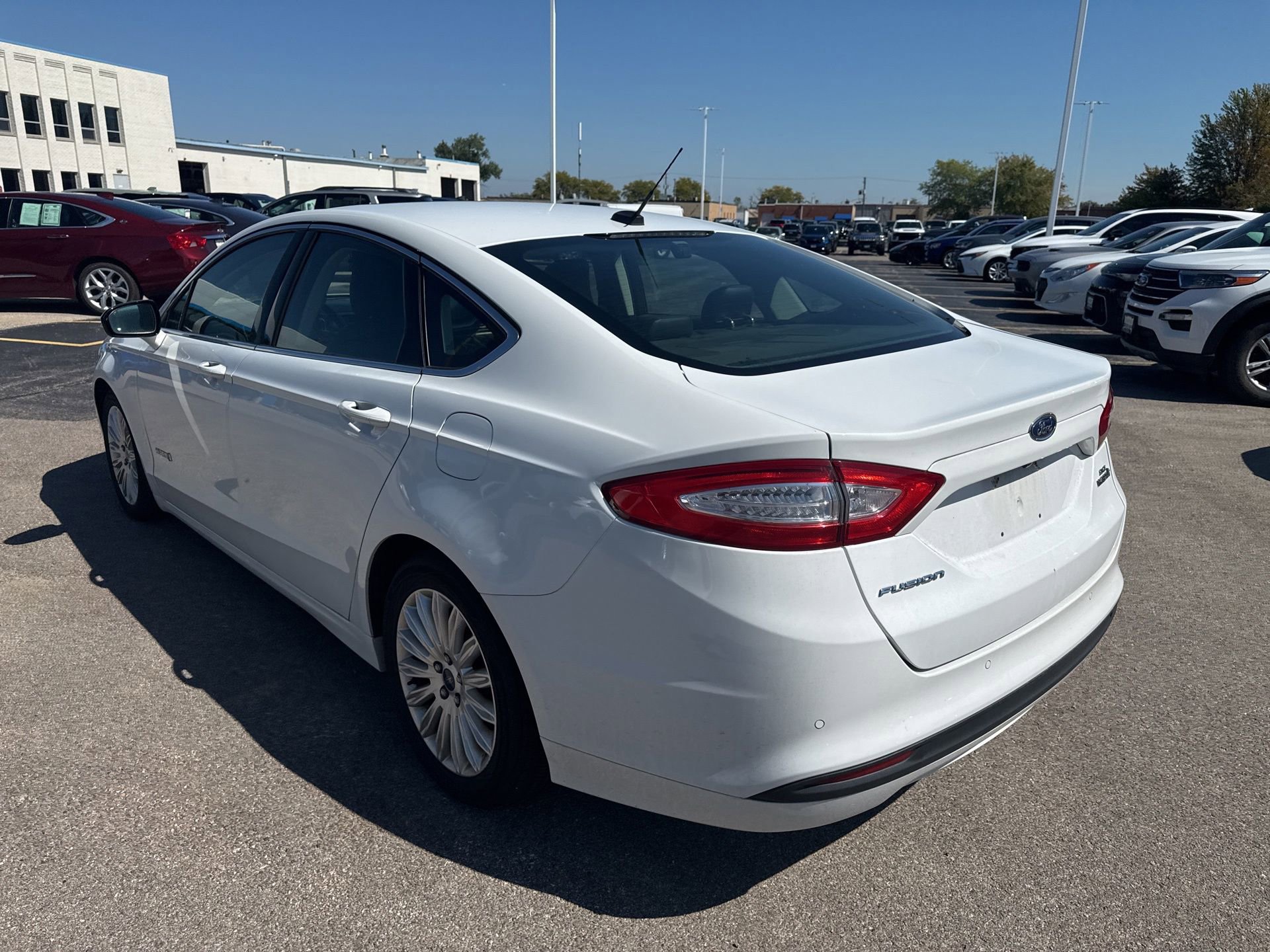 2016 Ford Fusion SE Hybrid photo 6