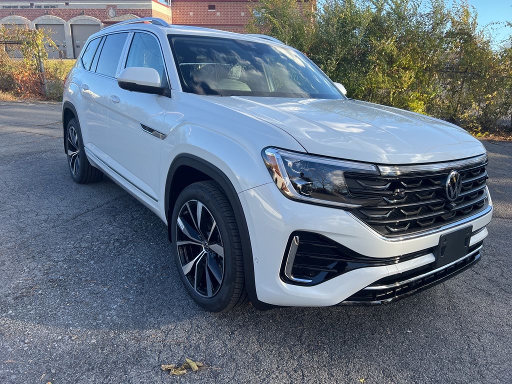2026 Volkswagen Atlas SEL Premium R-Line photo 3