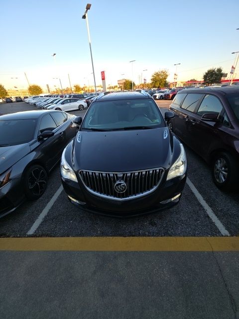 2017 Buick Enclave Convenience's photo