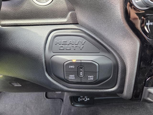 2025 Ram 2500 Tradesman photo 18