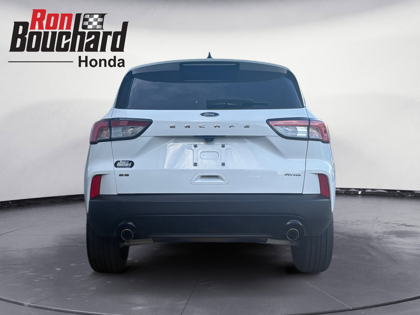 2022 Ford Escape SE photo 3