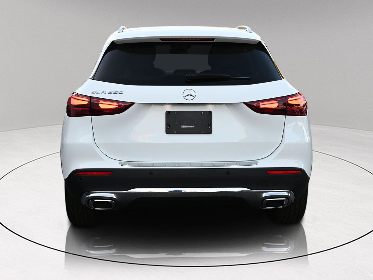 2025 Mercedes Benz GLA 250 photo 4
