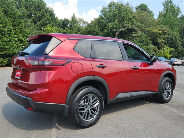 2026 Nissan Rogue S photo 2