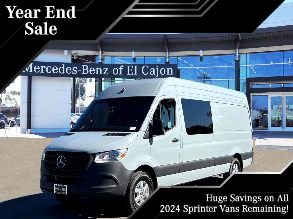 2024 Mercedes-Benz Sprinter Crew Van Base's photo