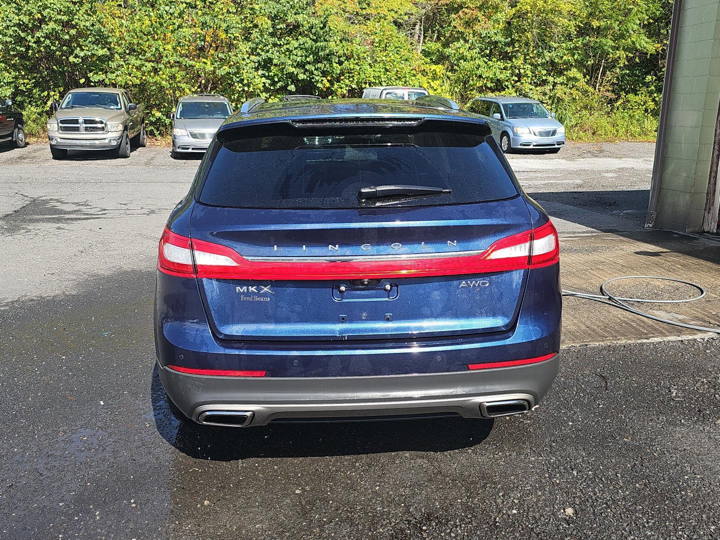 2017 Lincoln MKX Reserve photo 5