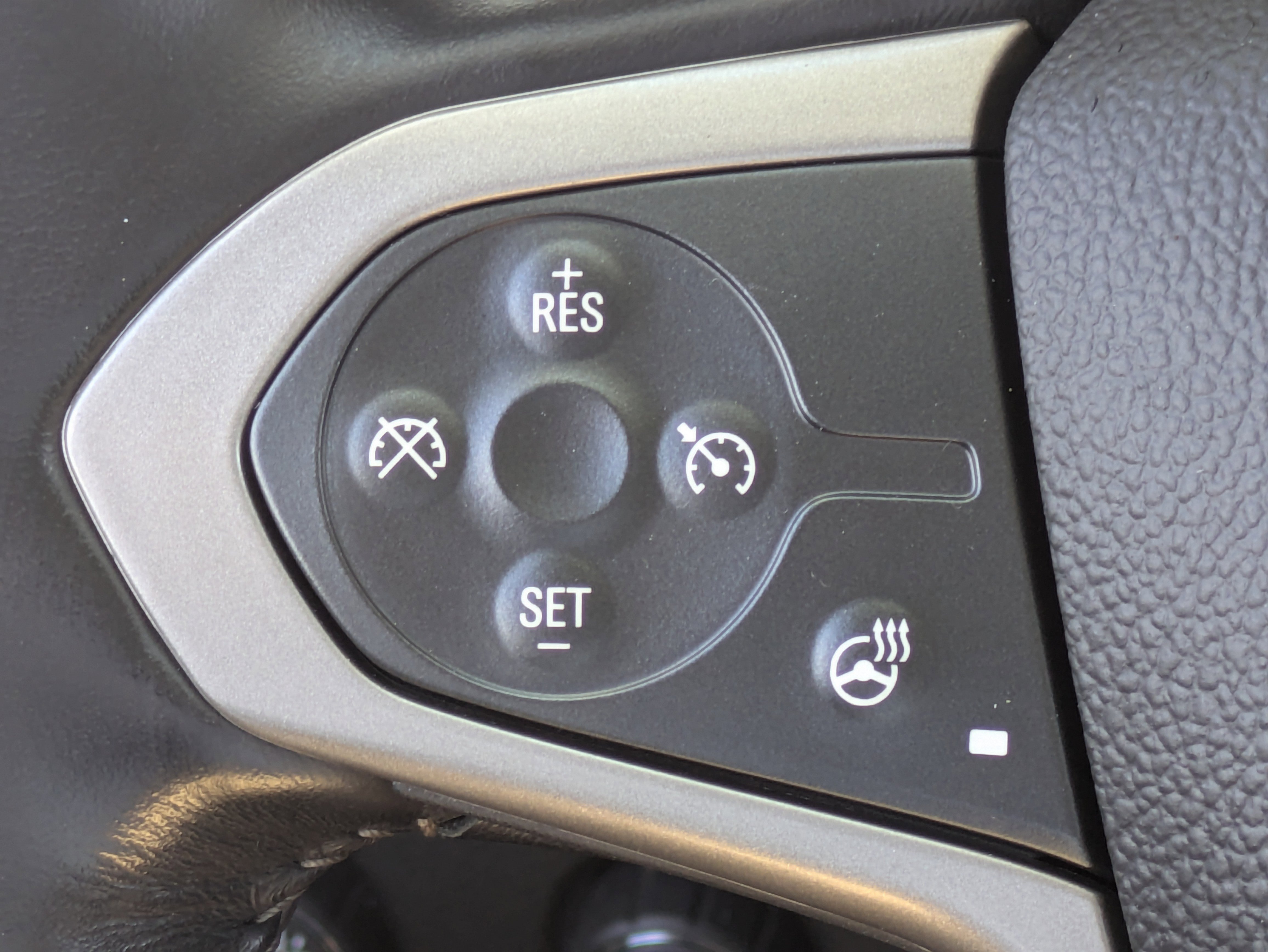2022 Chevrolet Colorado Z71 photo 10