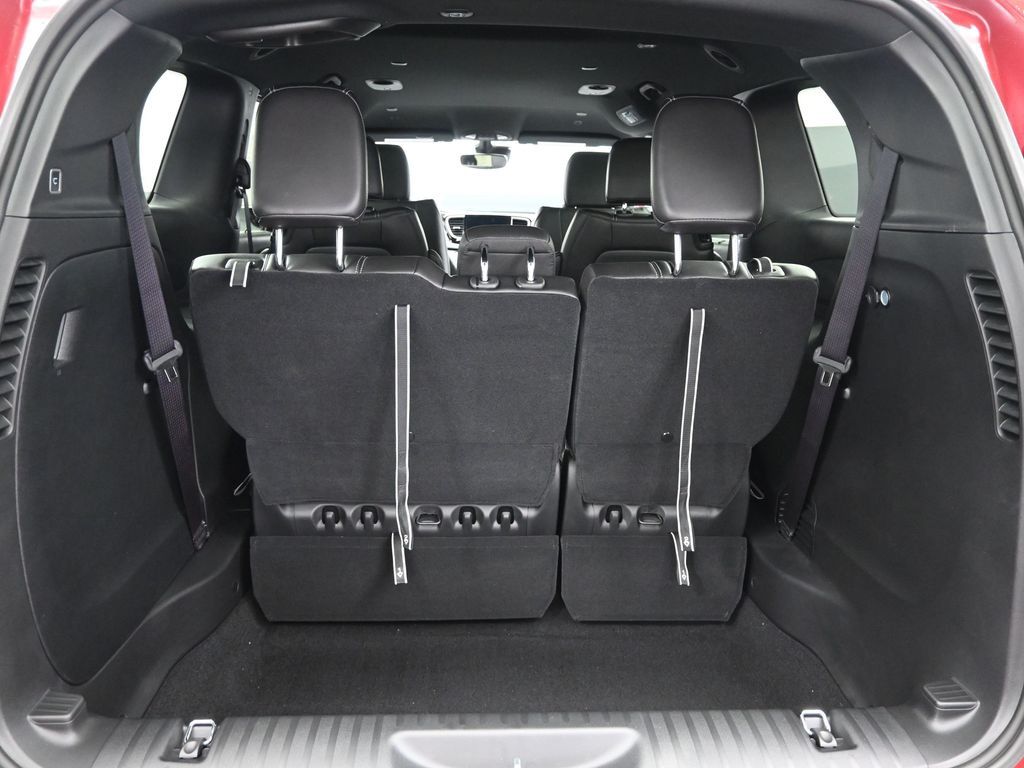 2026 Chrysler Pacifica photo 8