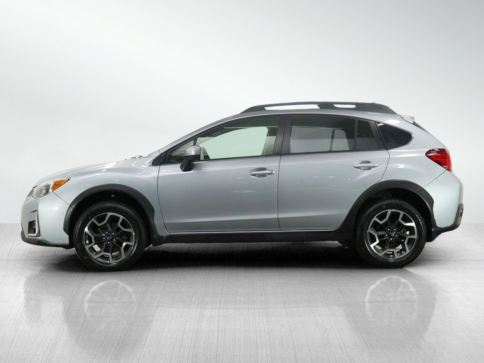 Used 2016 Subaru Crosstrek Premium with VIN JF2GPABC1G8212152 for sale in Burnsville, Minnesota