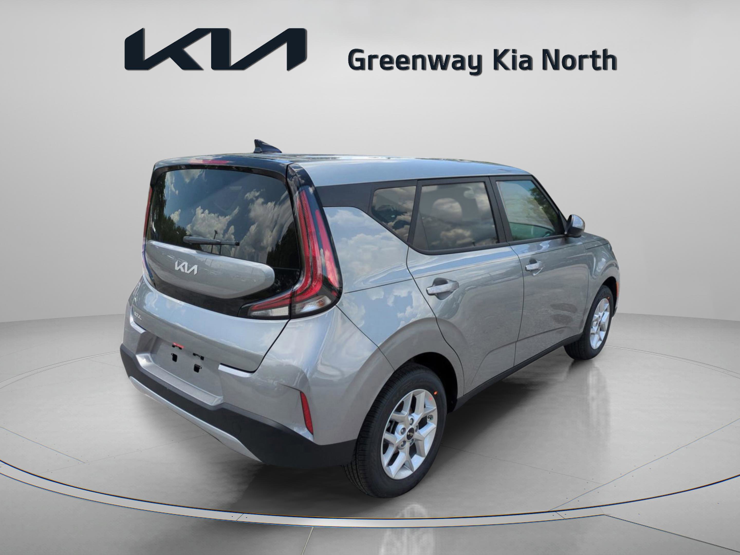 2025 Kia Soul LX photo 8