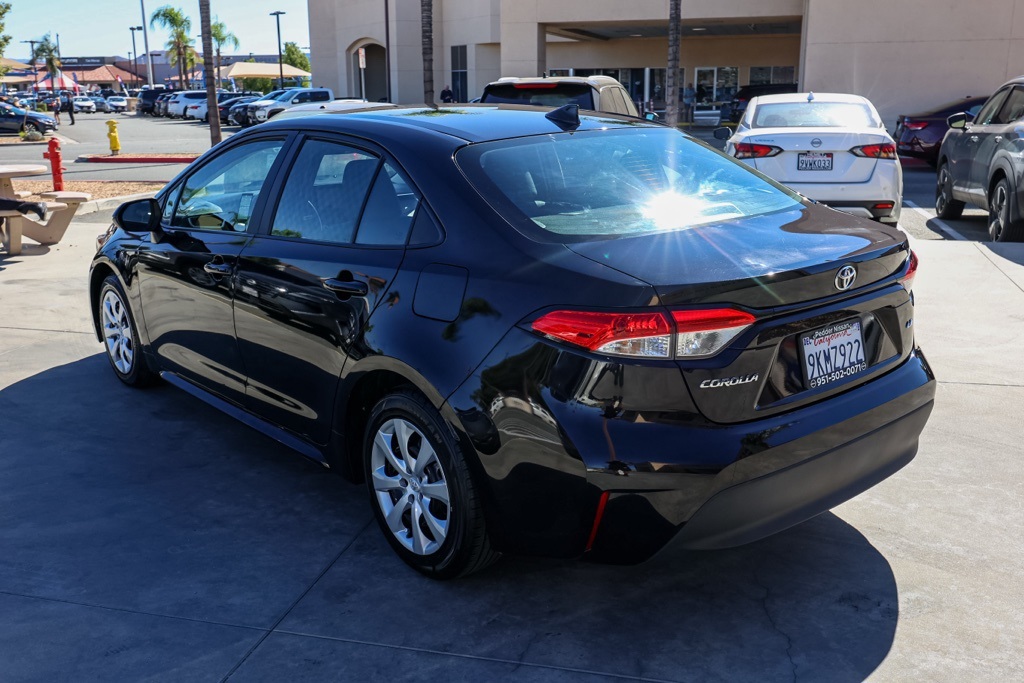 2024 Toyota Corolla LE photo 4