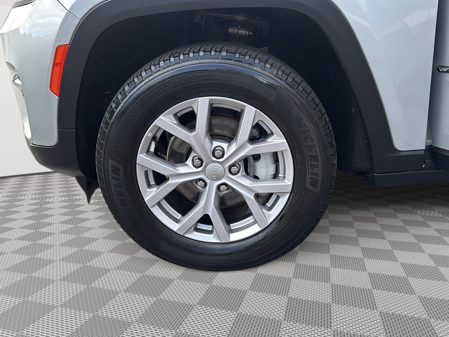 2022 Jeep Grand Cherokee Limited photo 37