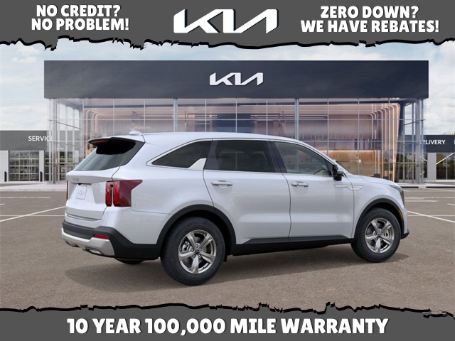 2026 Kia Sorento LX photo 5