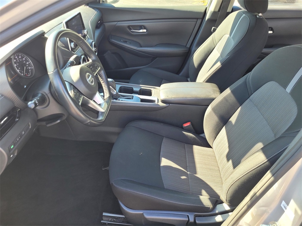2022 Nissan Sentra SV photo 14