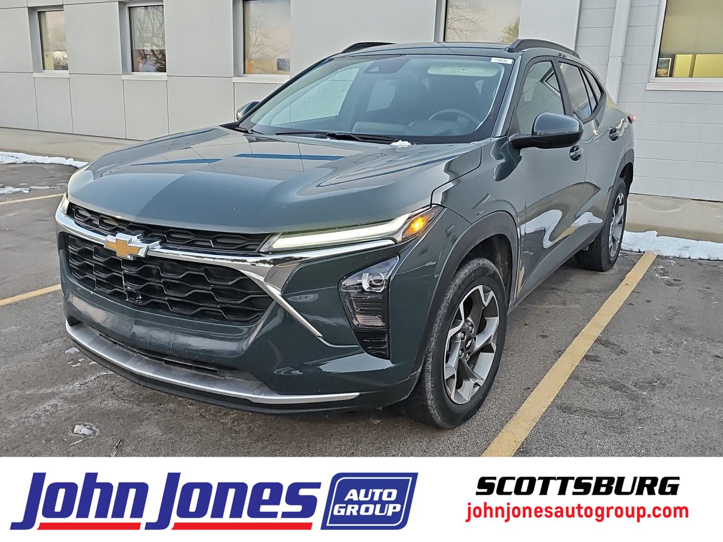 2025 Chevrolet Trax LT's photo