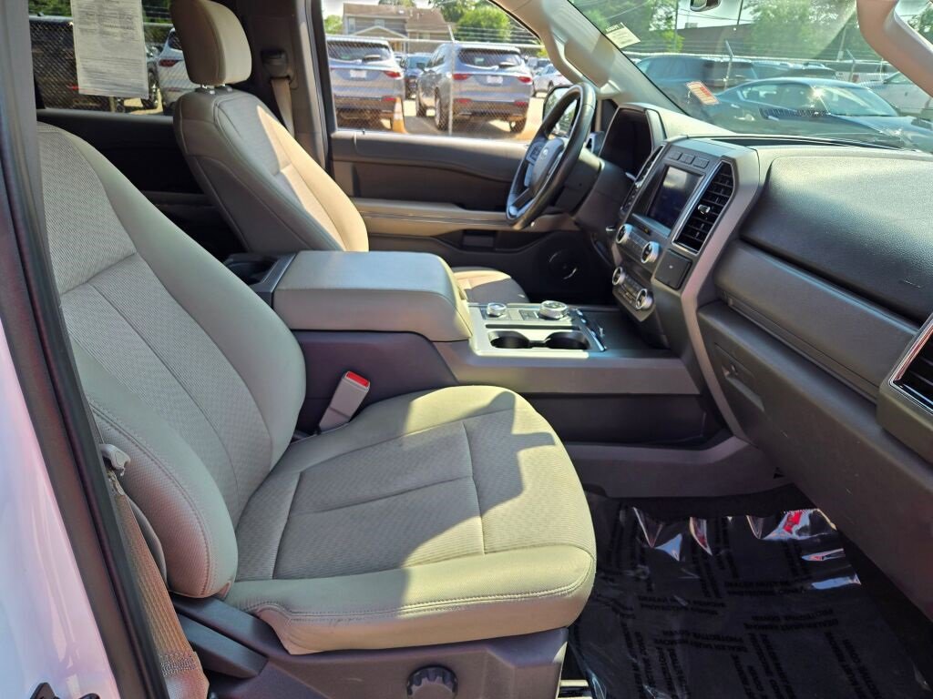 2020 Ford Expedition XLT photo 4