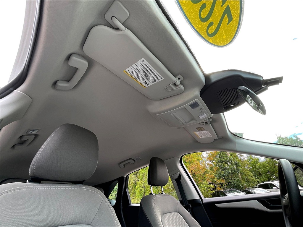 2022 Ford Escape S photo 7