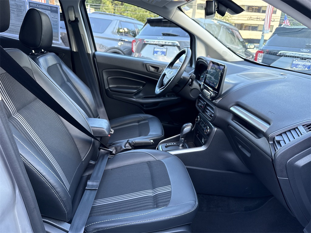 2022 Ford EcoSport SES photo 30