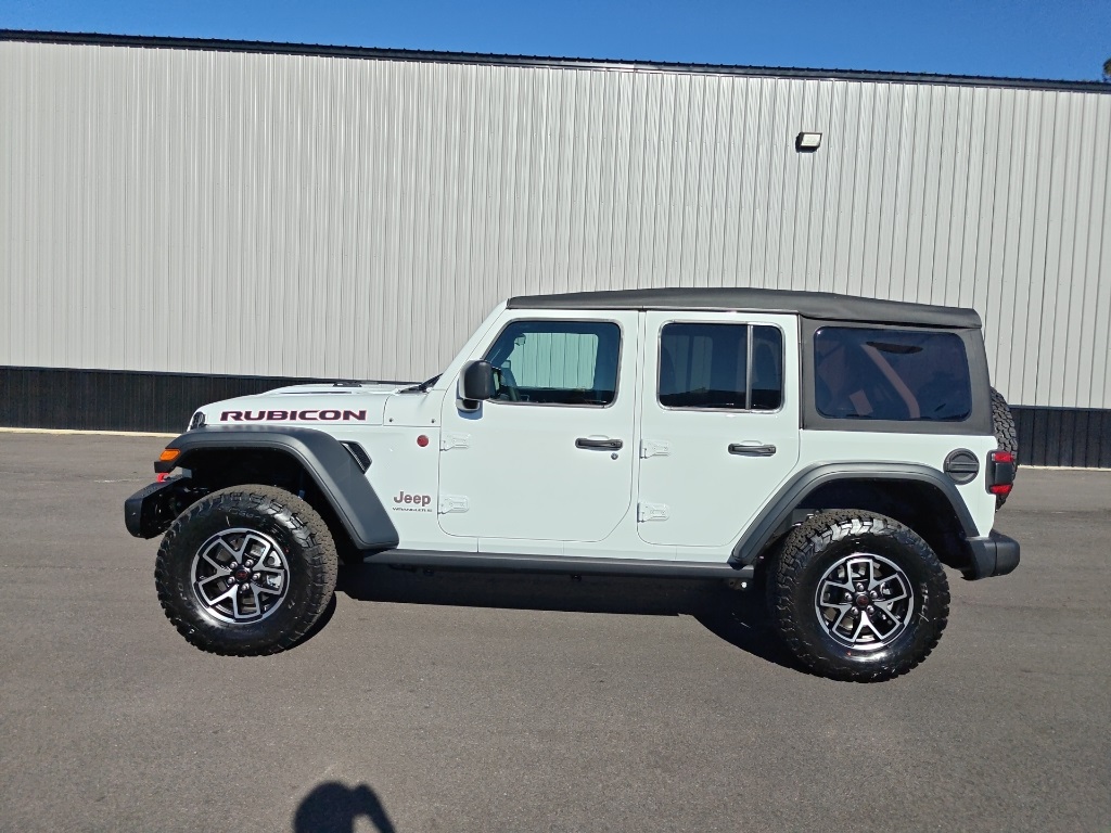 2026 Jeep Wrangler Rubicon photo 4