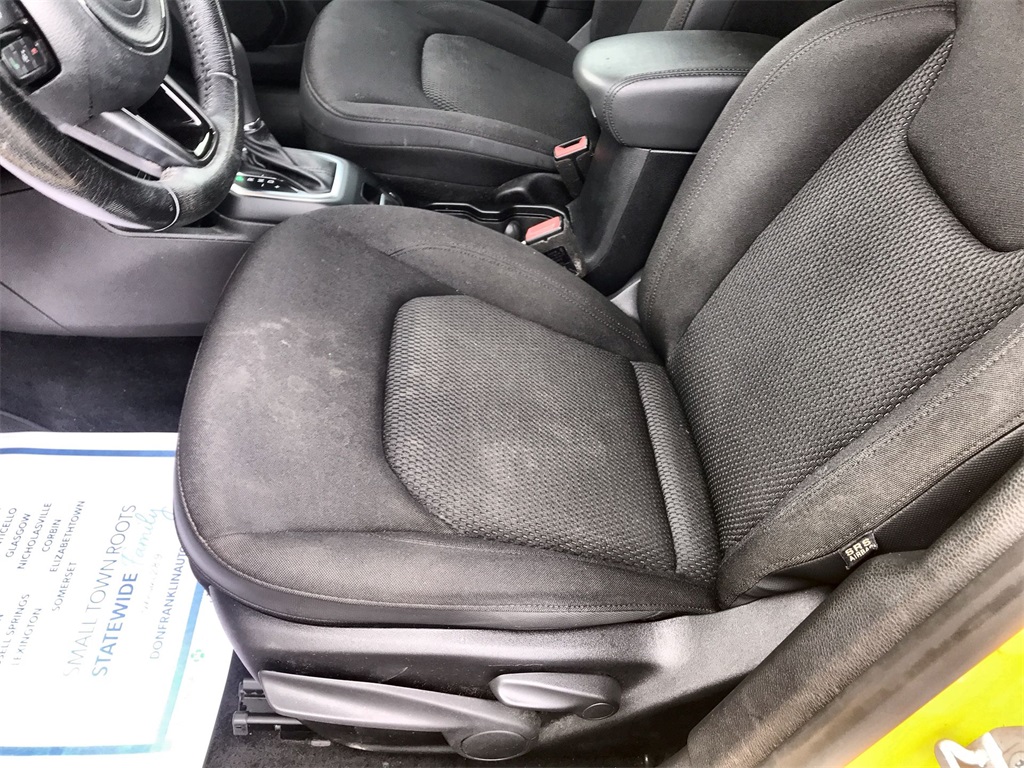 2018 Jeep Renegade Latitude North Edition photo 11
