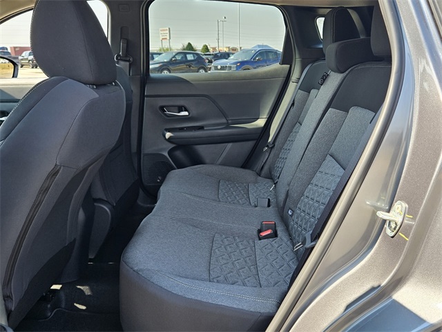 2026 Nissan Kicks SV photo 5