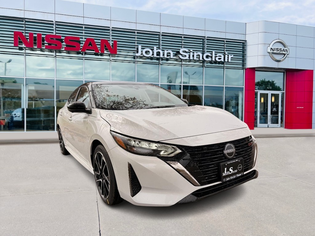 2025 Nissan Sentra SR's photo