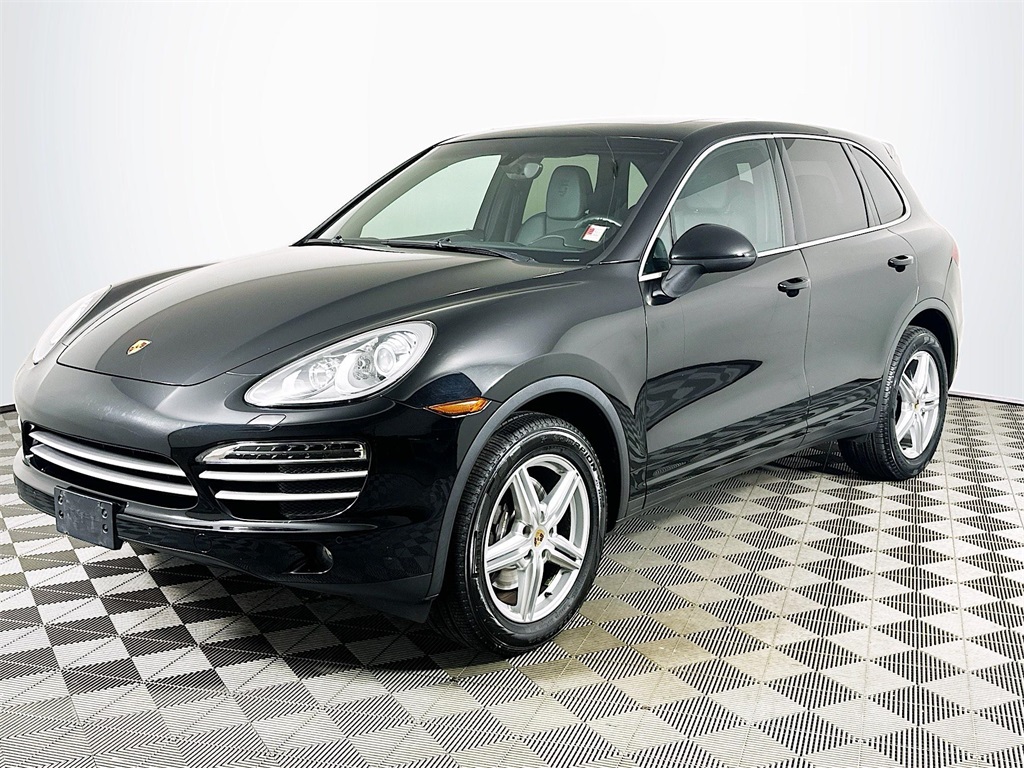 2014 Porsche Cayenne Platinum Edition