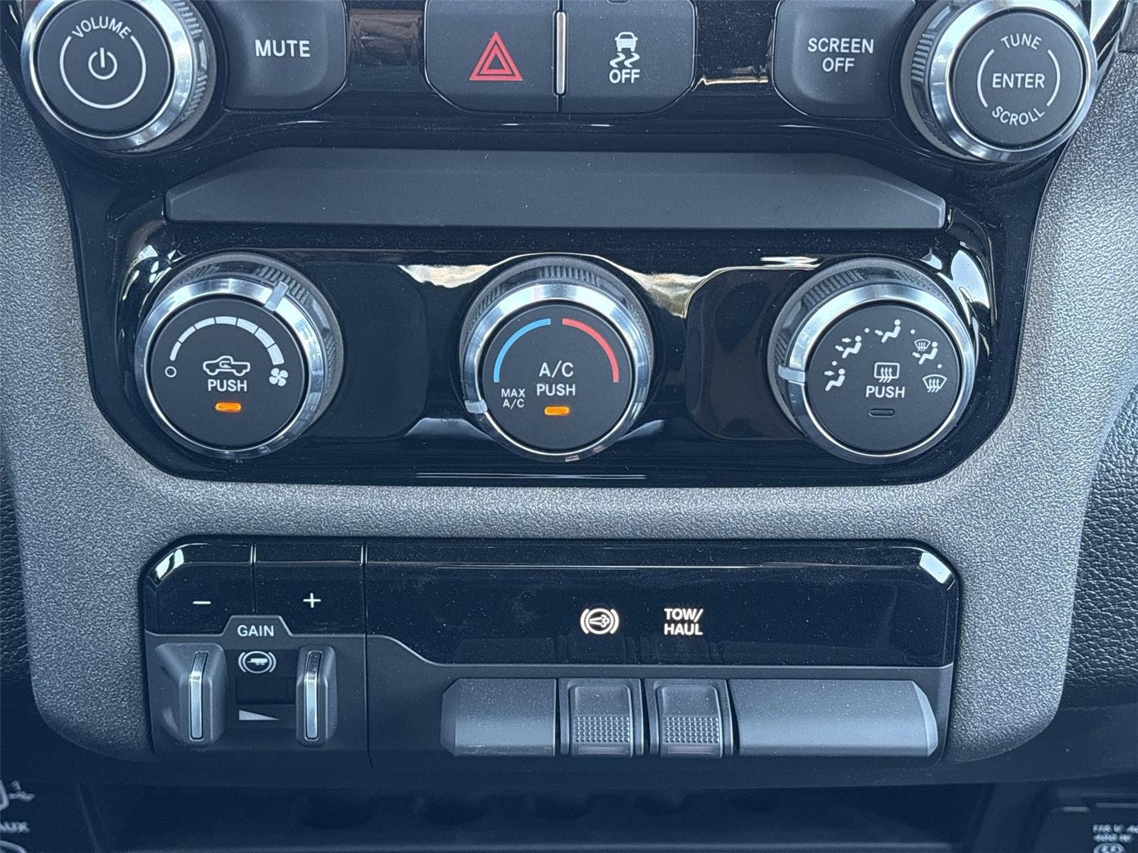 2026 Ram 3500 Tradesman photo 22