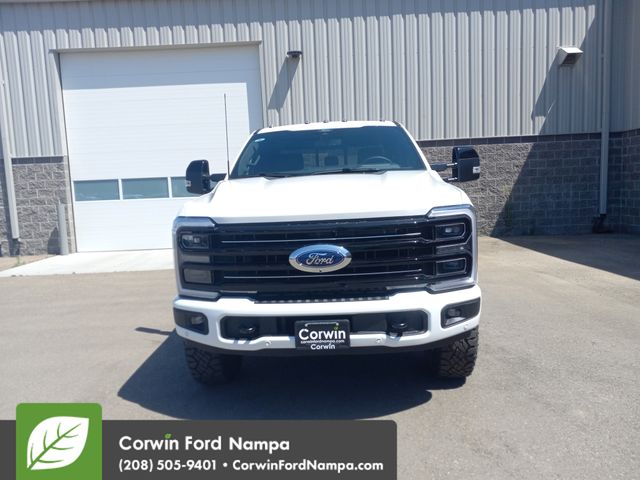 2025 Ford F-350 Platinum photo 8