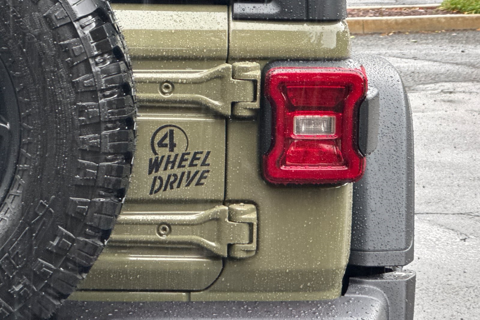 2025 Jeep Wrangler Willys photo 23