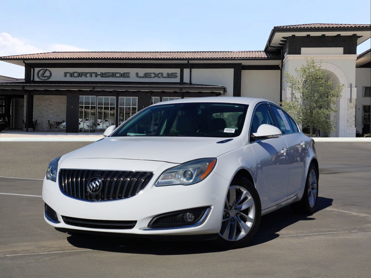 2016 Buick Regal Premium 2's photo