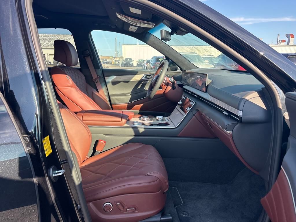 2025 Genesis GV80 3.5T Prestige photo 4
