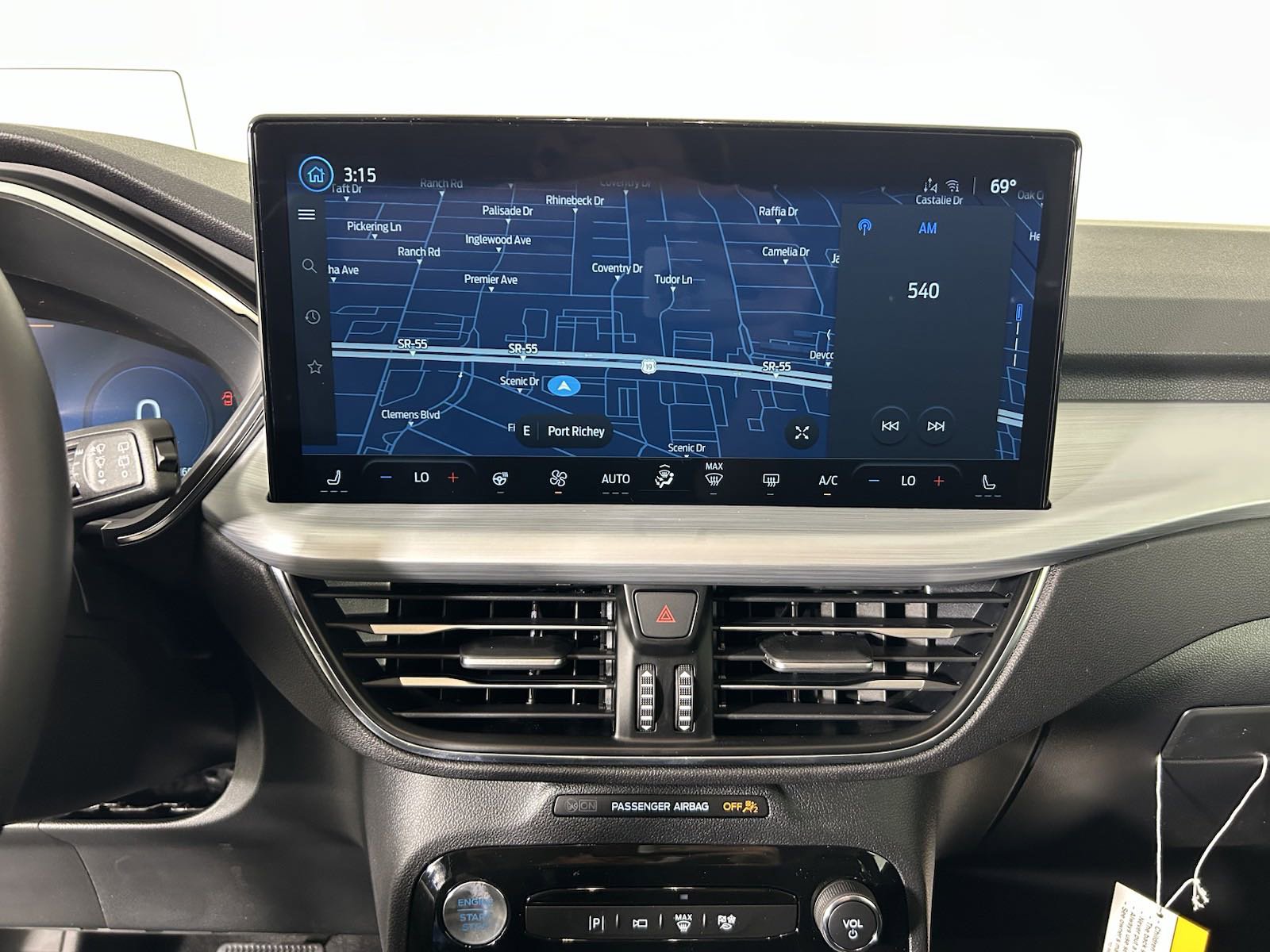 2025 Ford Escape photo 21