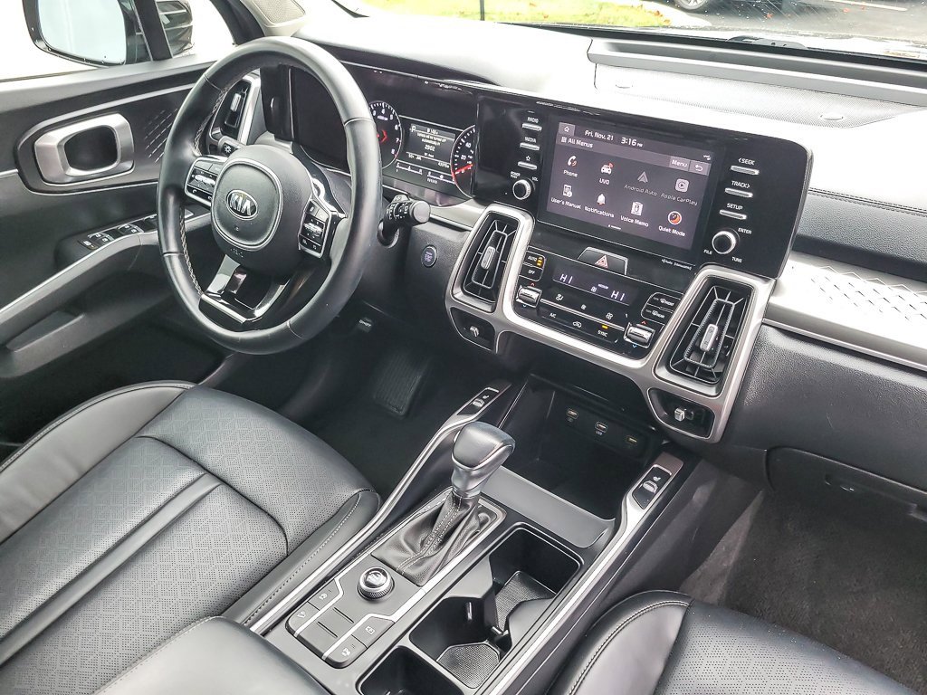 2021 KIA SORENTO - Image 20