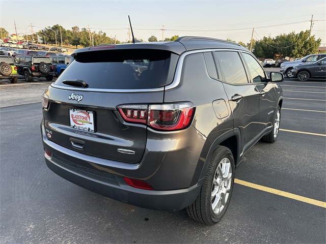 2022 Jeep Compass Latitude Lux Altitude photo 4