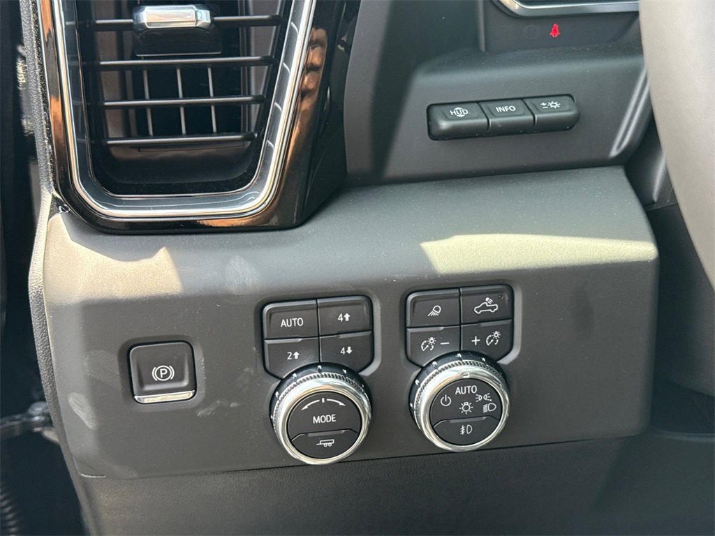 2025 Gmc Sierra Denali photo 19