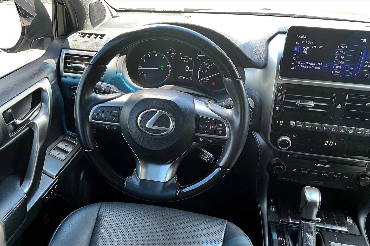 2023 Lexus GX 460 Premium photo 5
