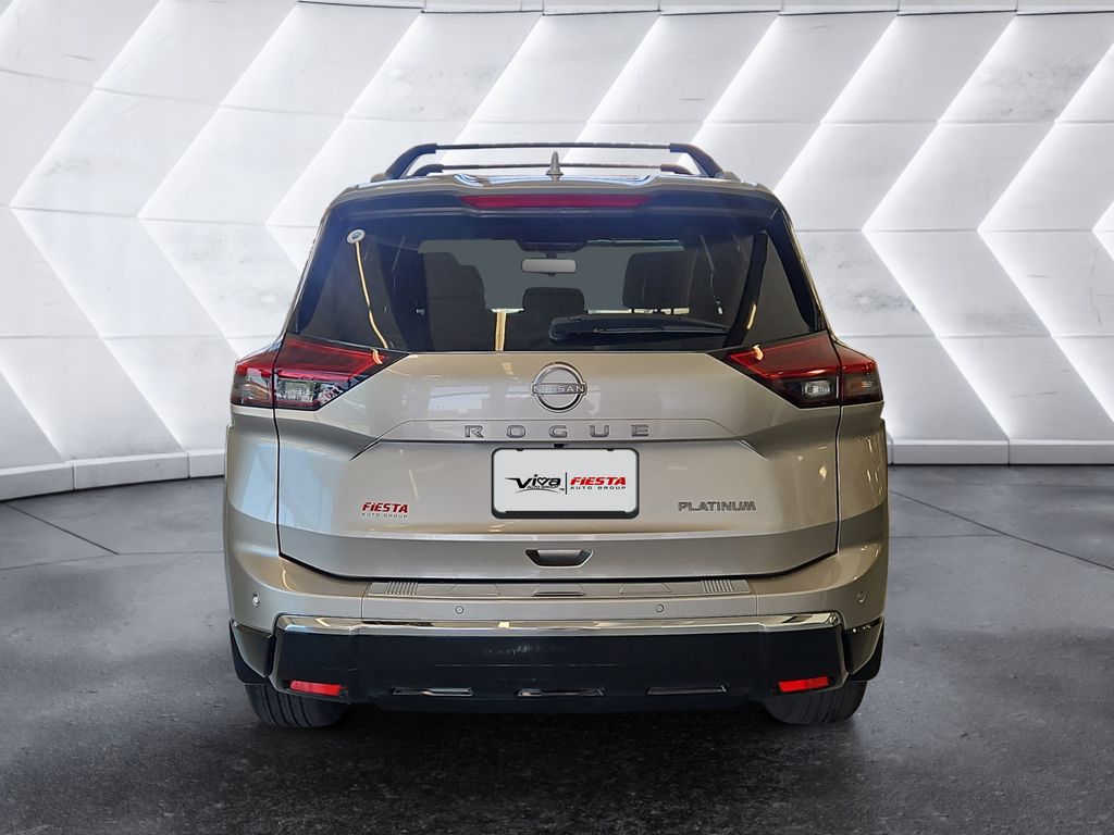 2024 Nissan Rogue Platinum photo 5