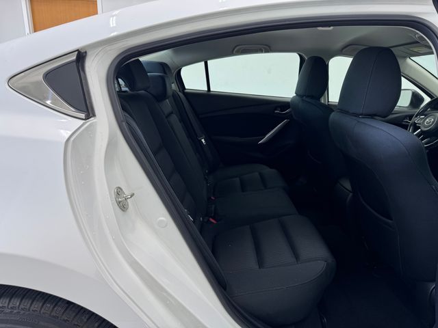 2017 Mazda Mazda6 Sport photo 18