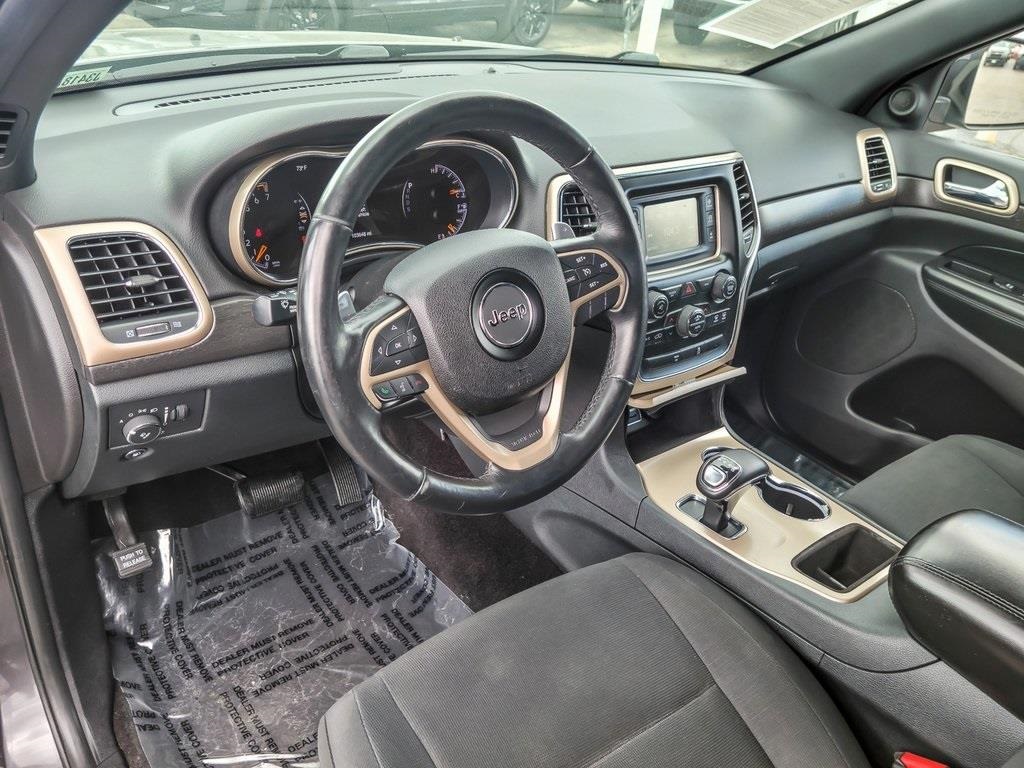 2015 Jeep Grand Cherokee Laredo photo 4