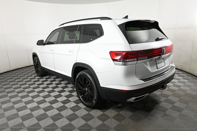 2026 Volkswagen Atlas SE Technology photo 4