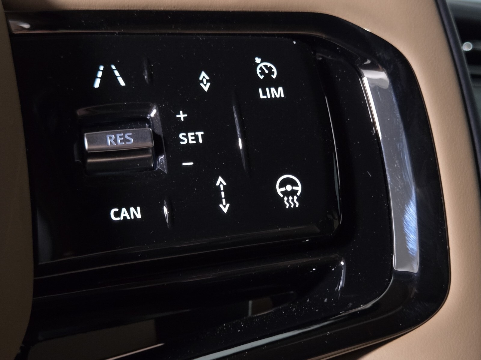 2025 Land Rover Range Rover Sport SE photo 21