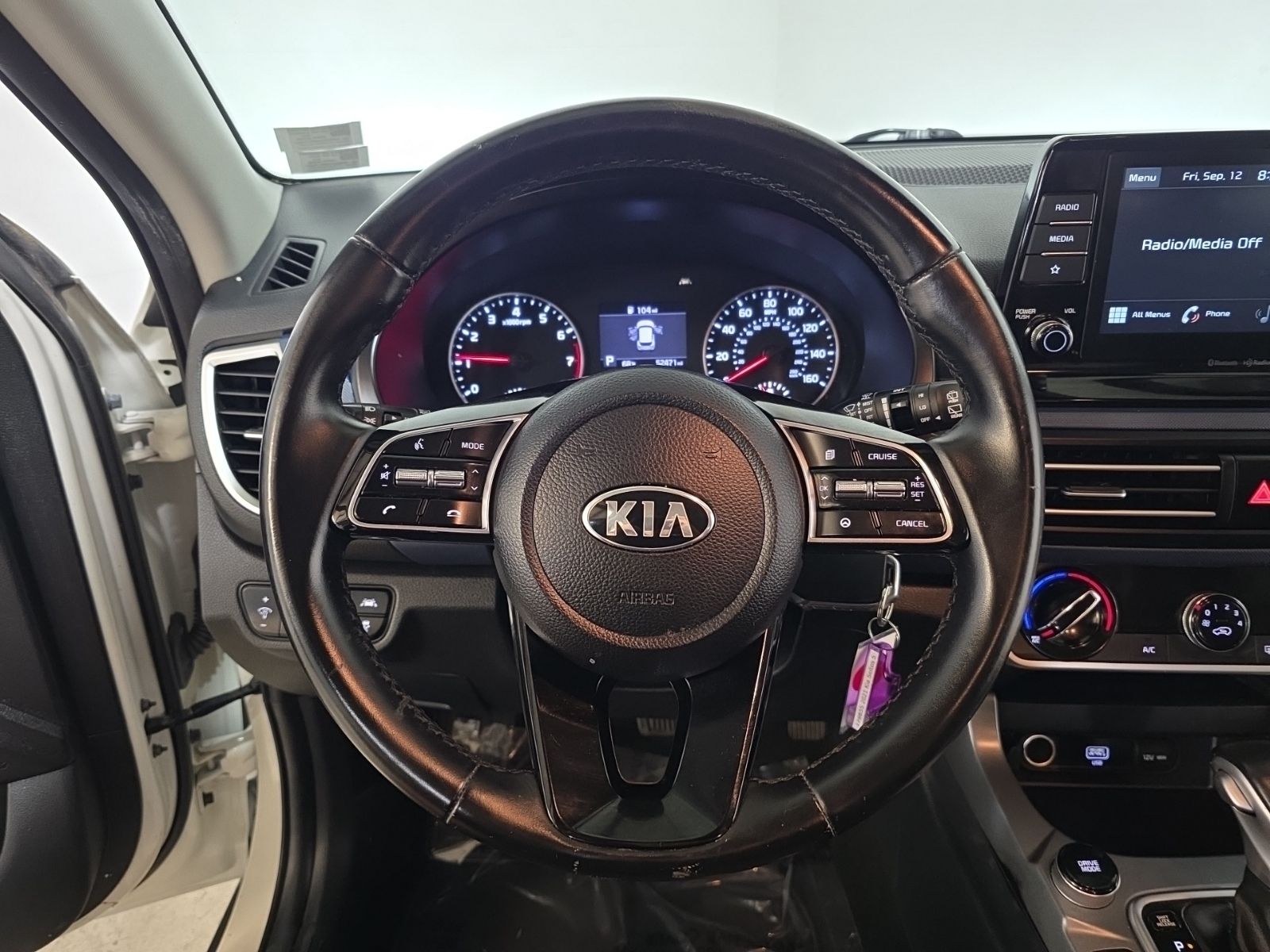 2021 Kia Seltos S photo 10